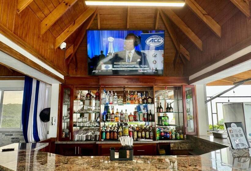 خانه 1 خوابه, Hospitality Expert Bts 5   Pool Beach & Bar