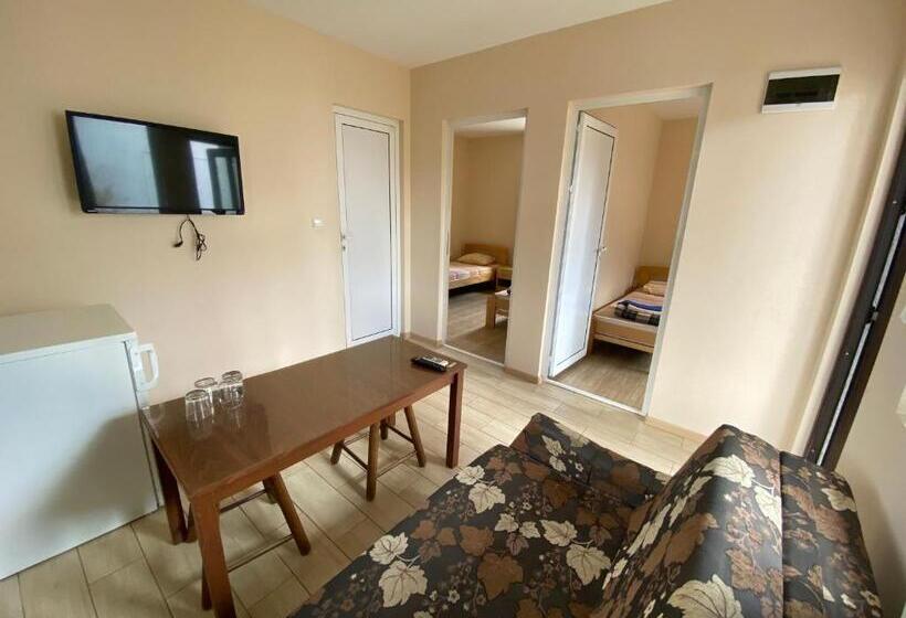 דירת 2 חדרים עם טרסה, къщички глория Free Parking,gloria Houses Varna