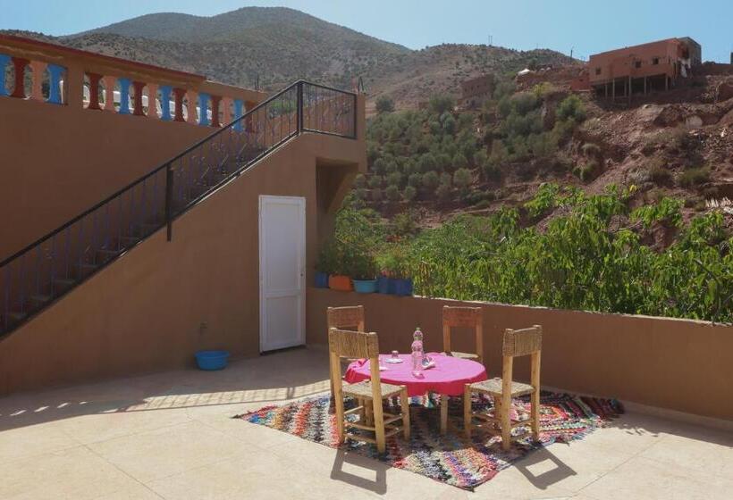 Quarto Familiar Vista Jardim, Gite Gougadir Imoughlad