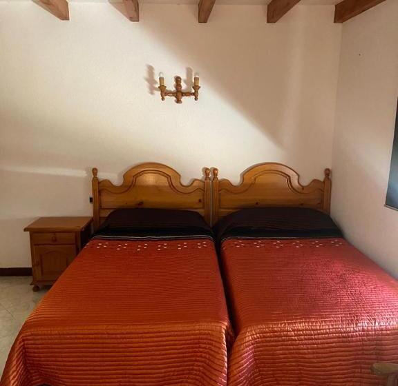 Номер Стандарт Вид на Горы, Hostal Cholo