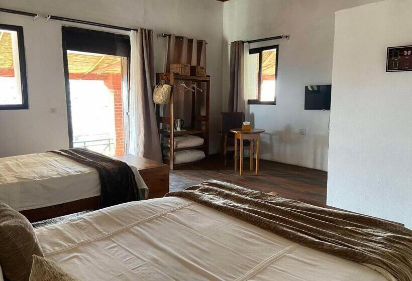 اتاق استاندارد با چشم‌انداز شهر, M Serenity Guest House
