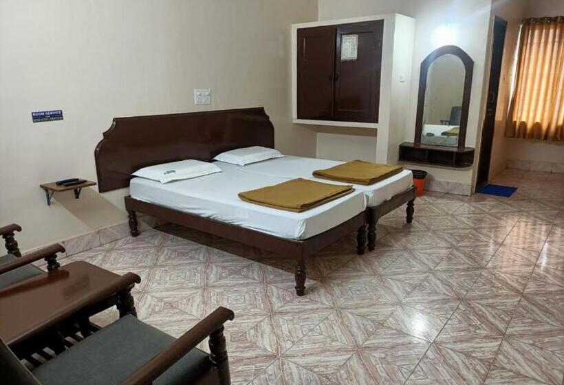 标准间, Arihanth Deluxe Lodge