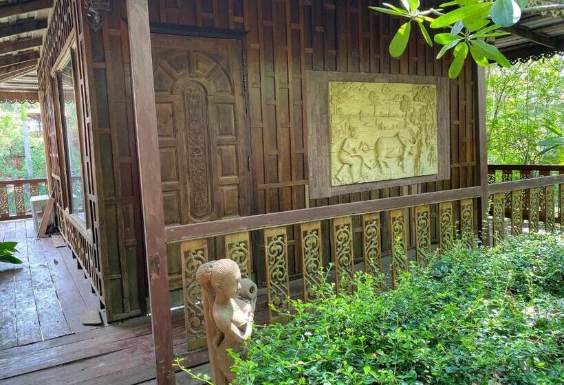 سوییت, Denen Resort&minizoo