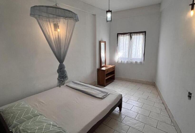 اتاق استاندارد, Rosmand Hills
