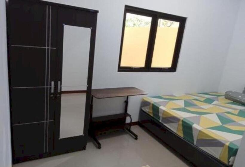 Номер Economy, Spot On 94166 Kost Bunda Syariah
