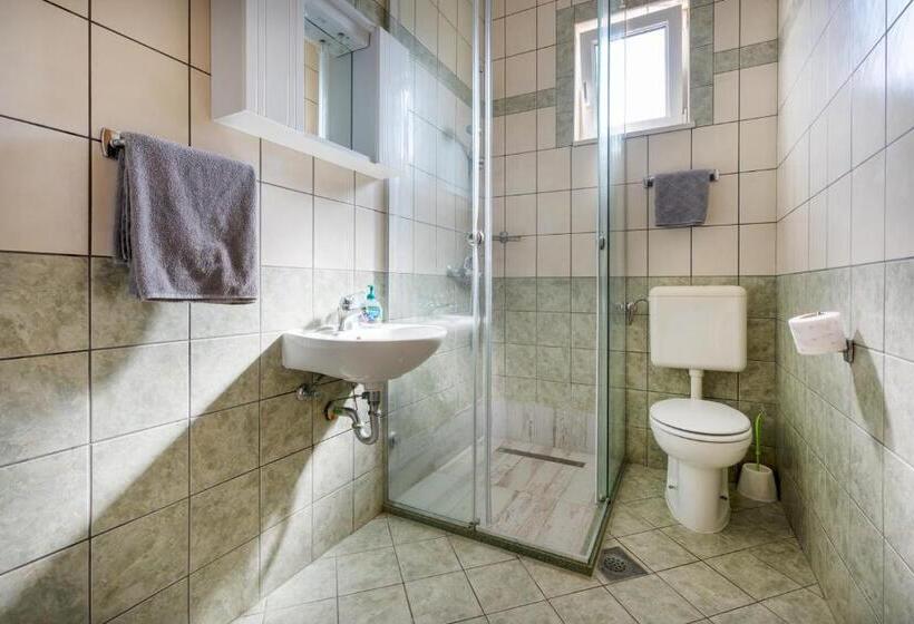 آپارتمان 1 خوابه با چشم‌انداز دریا, Apartment With Pool Sunset Cove