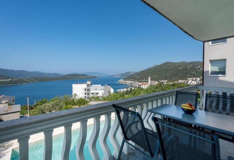 آپارتمان 1 خوابه با چشم‌انداز دریا, Apartment With Pool Sunset Cove