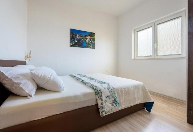 آپارتمان 1 خوابه با چشم‌انداز دریا, Apartment With Pool Sunset Cove