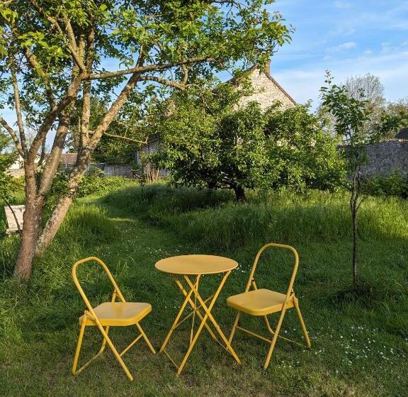 Номер Стандарт Вид на Сад, La Maison Cornon