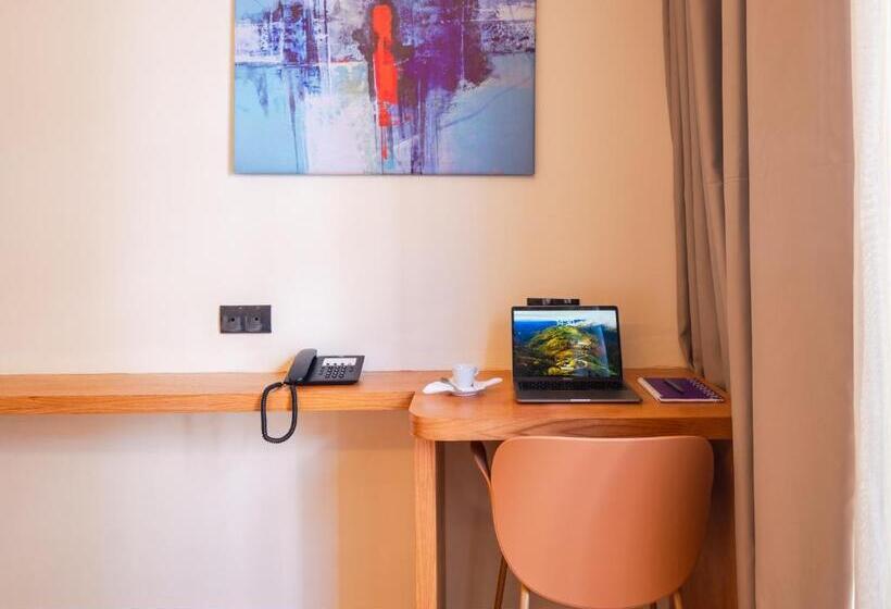 标准间, Unico Hotel Maarif