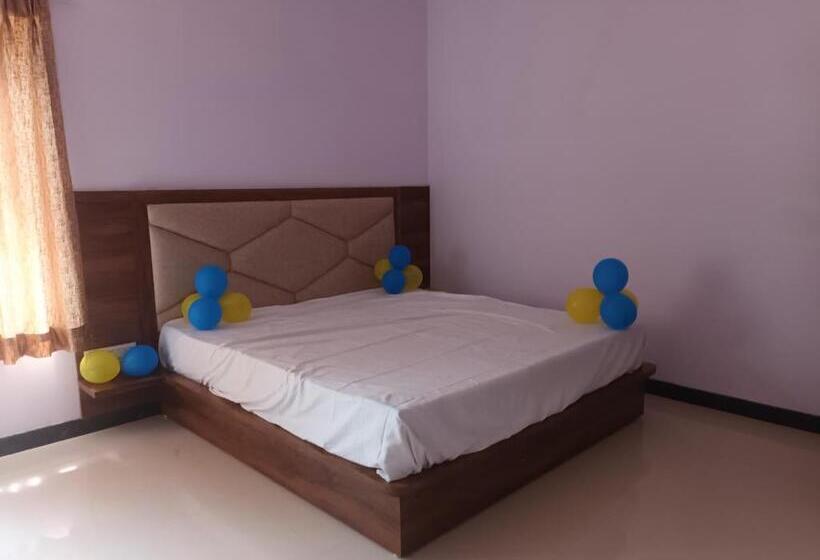 اتاق استاندارد, Braham Vatika Resort