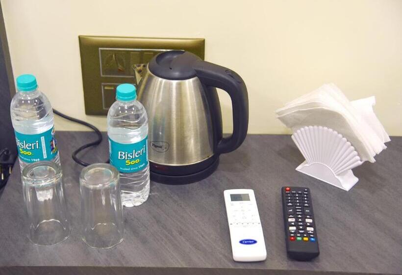 Standard Single Room, Smooth Checkin By Edition Blue