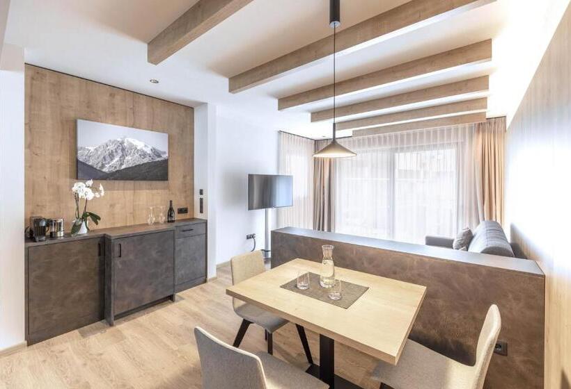 豪华房间, Villa Hubertus Luxuria Nova Suites   Adults Friendly
