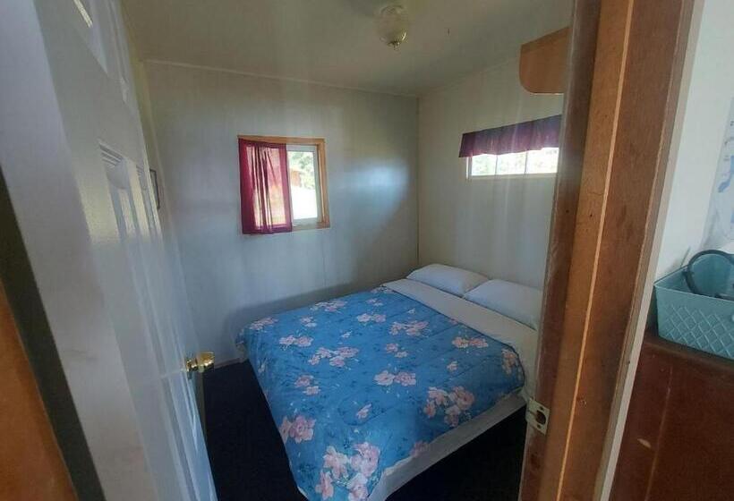 Дом 2 Спальни, Escott Bay Resort