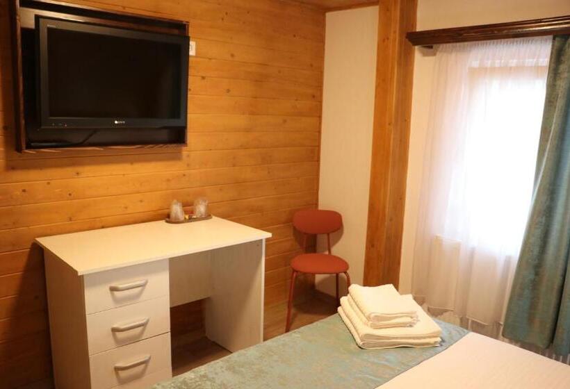 غرفة قياسية, Casa Camelia