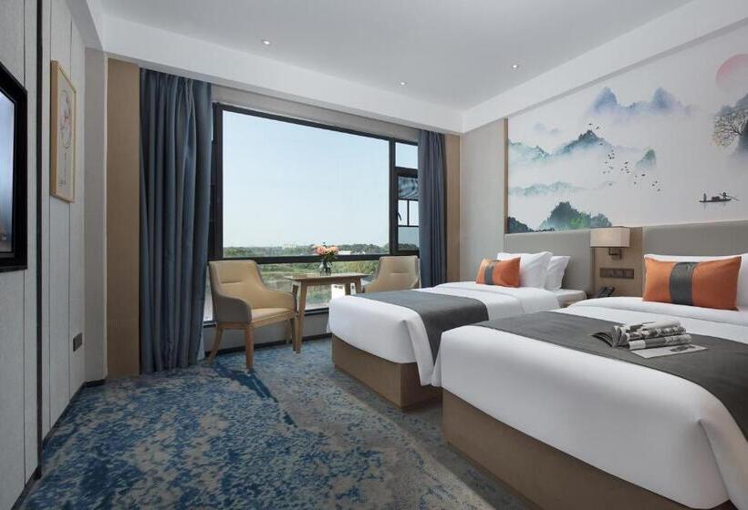 Номер Superior, Kanglai Hotel   Changsha Huanghua Airport Dalucun Metro Station Airport Pick Up And Drop Off Service