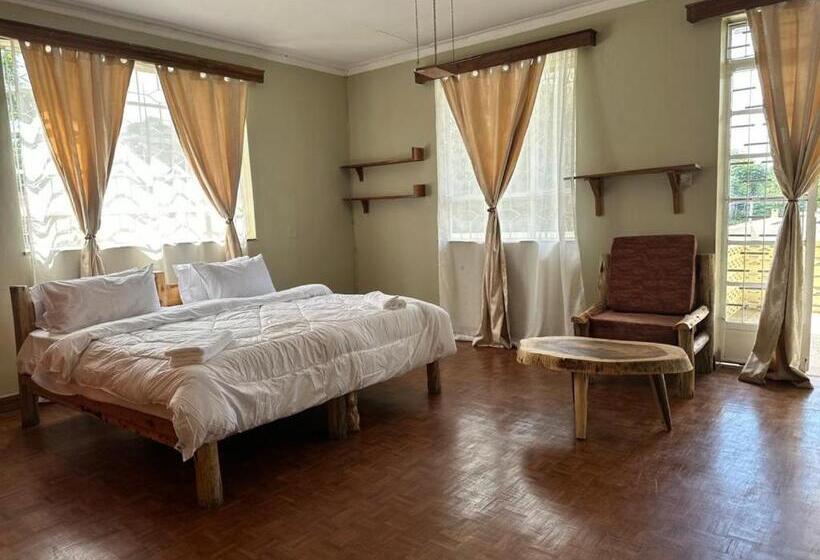Quarto Deluxe Individual, Mwanana Hostels And Homes