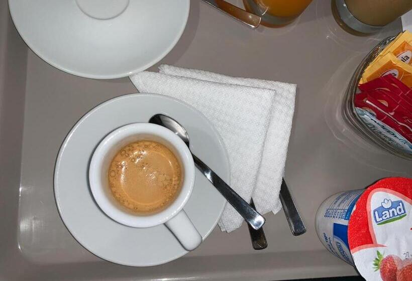 חדר סטנדרט לארבעה, Palazzo Ducale