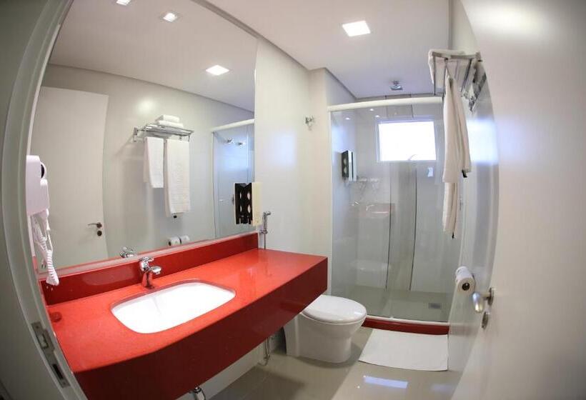 Люкс Повышенной Комфортности, Holiday & Business Hotel   Em Frente Ao Centro De Eventos E Arena Conda