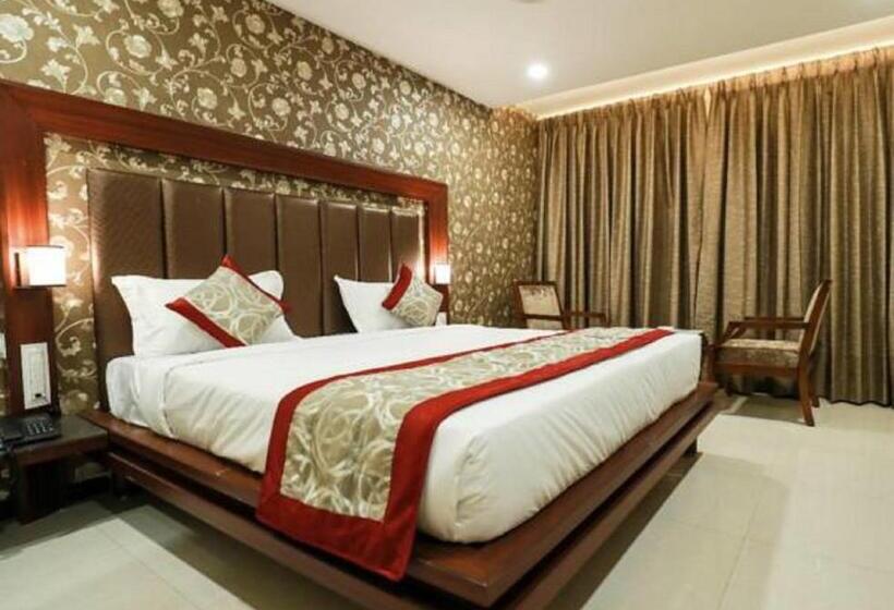 اتاق استاندارد با تخت بزرگ, Grand Rajputana