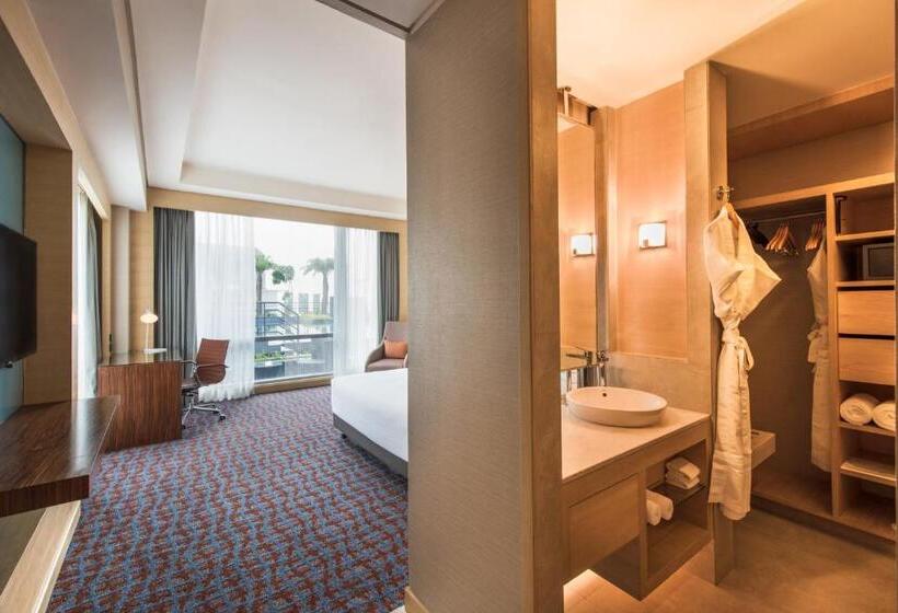 클럽 룸 킹침대, Hyatt Regency Lucknow Gomti Nagar