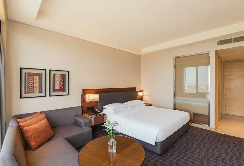 스탠다드 룸 더블 침대, Hyatt Regency Lucknow Gomti Nagar