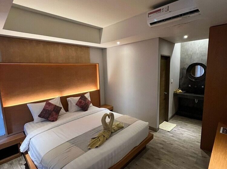 Номер Deluxe, Locomotive Hotel And Spa By Eps