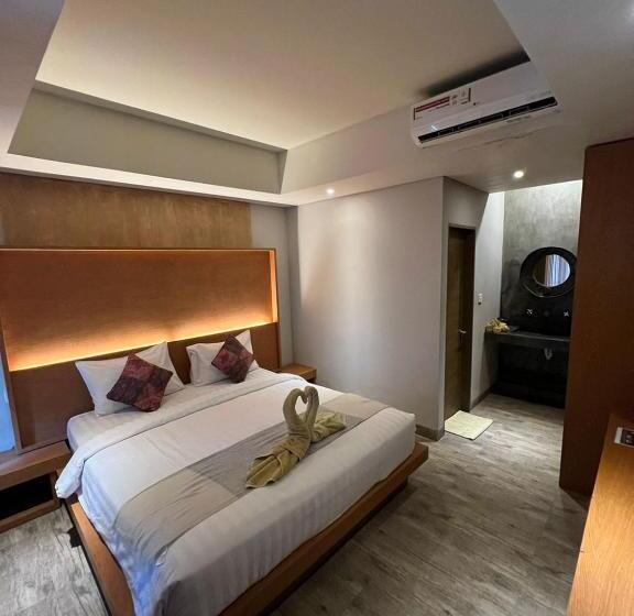 Номер Deluxe с Балконом, Locomotive Hotel And Spa By Eps