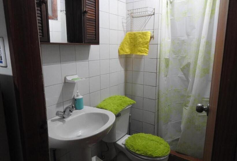 اتاق استاندارد یک نفره, Casita De Heidy