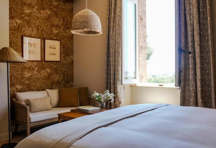 Номер Deluxe Вид на Море, Chateau Pascalette