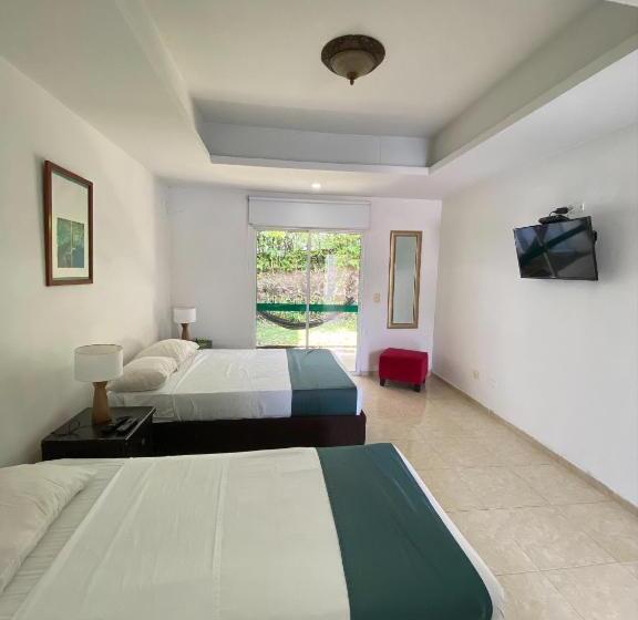 스탠다드 트리플 룸, Turqueza Inn
