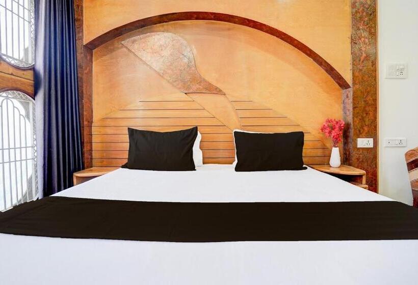Quarto Triplo Clássico, Oyo Hotel 2nd Home