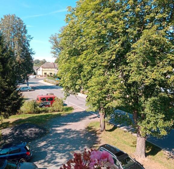 Номер Стандарт, Penzion Na Mlýně
