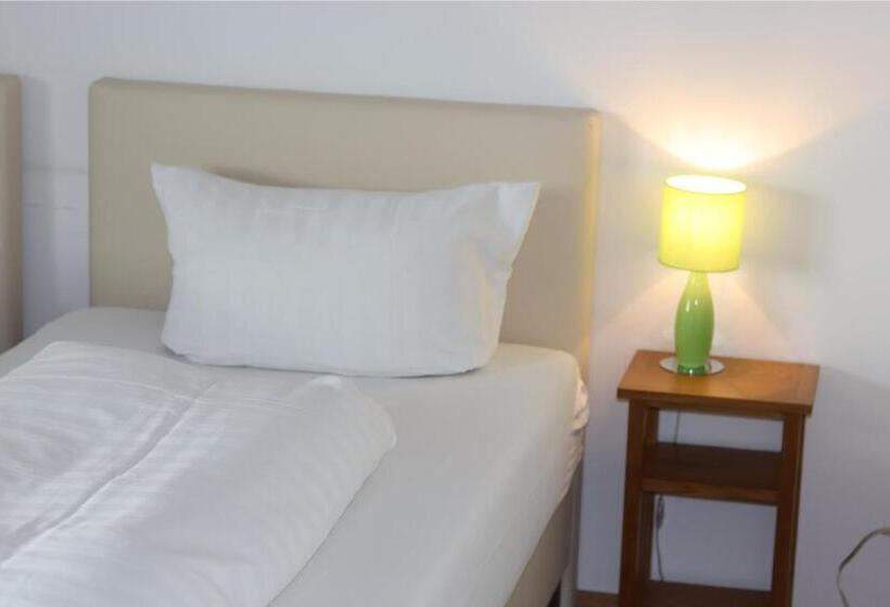 スタンダードシングルルーム, Pension Hubertusstuben