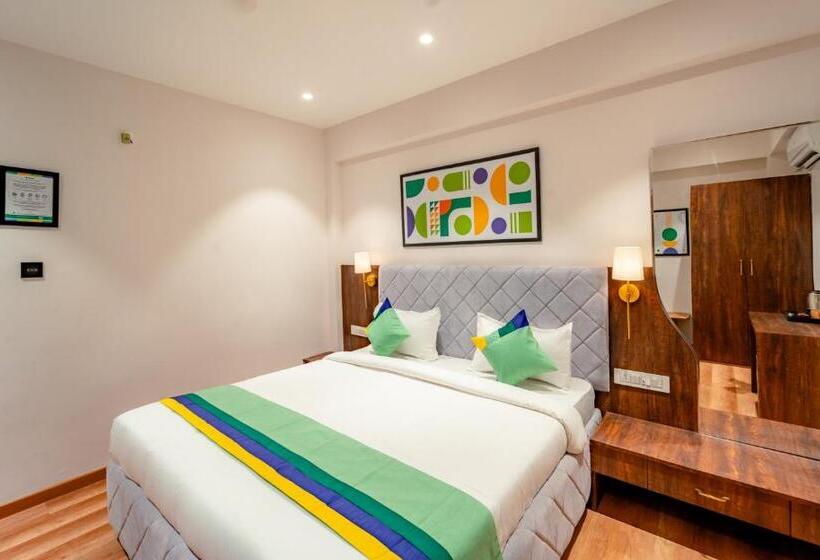 Номер Deluxe, Treebo Premium Omni Residency