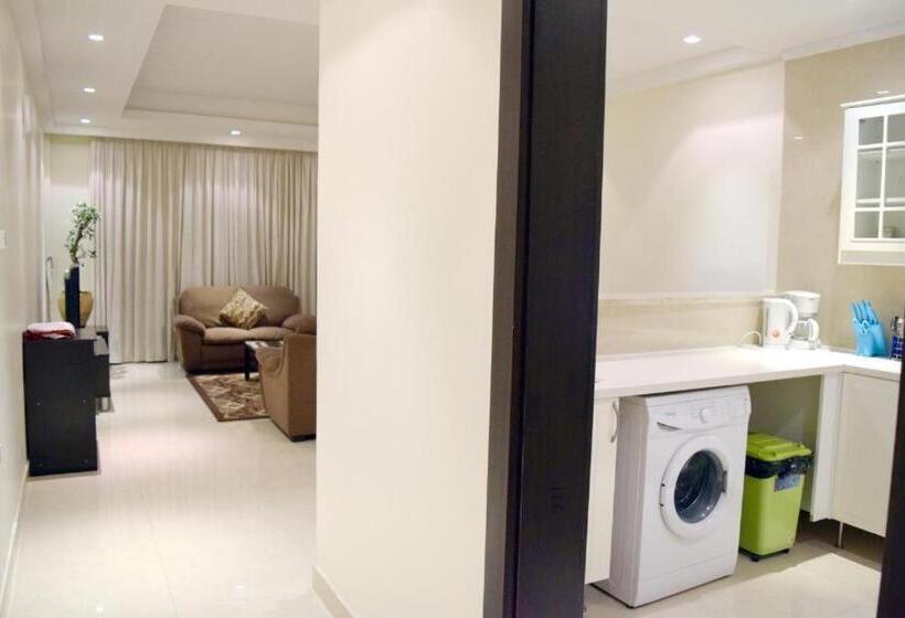 Family Suite, Leaders Plaza Mahboula
