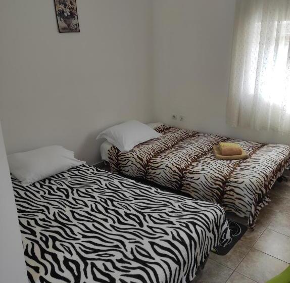 اتاق استاندارد, Guesthouse Planina