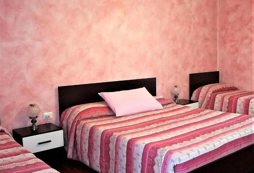 غرفة قياسية رباعية, B&b Dei Laghi