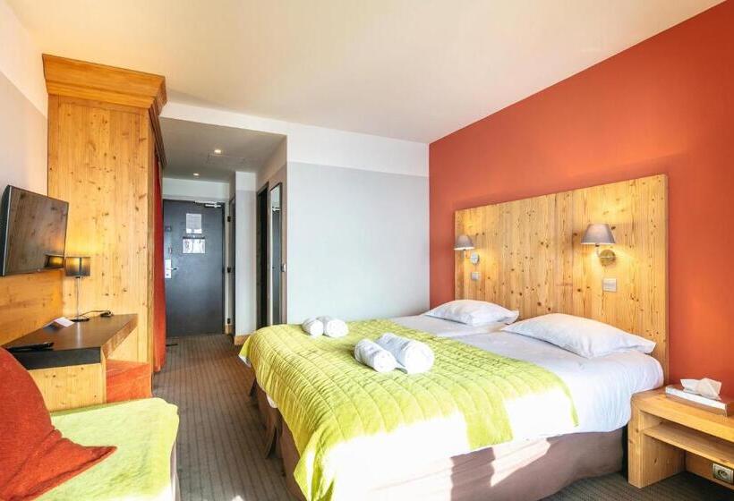 اتاق استاندارد سه تخته با بالکن, Hôtel Les Menuires Les Bruyères