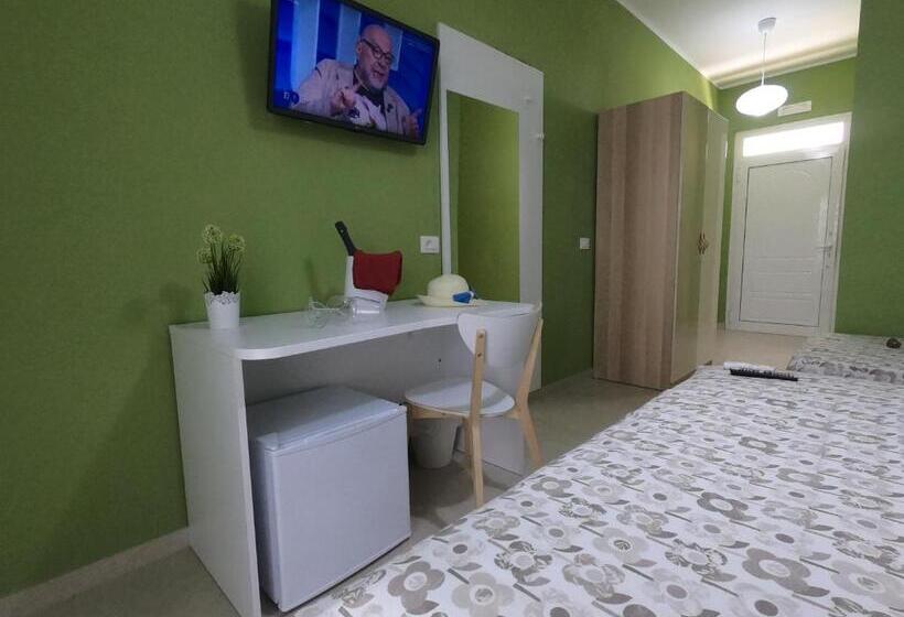 اتاق استاندارد سه نفره, Lido Rosa Rooms