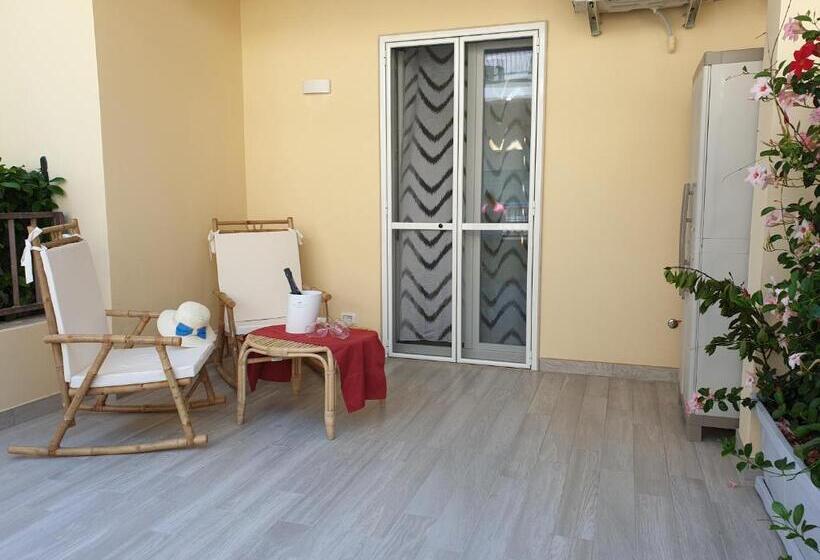 اتاق استاندارد سه نفره, Lido Rosa Rooms
