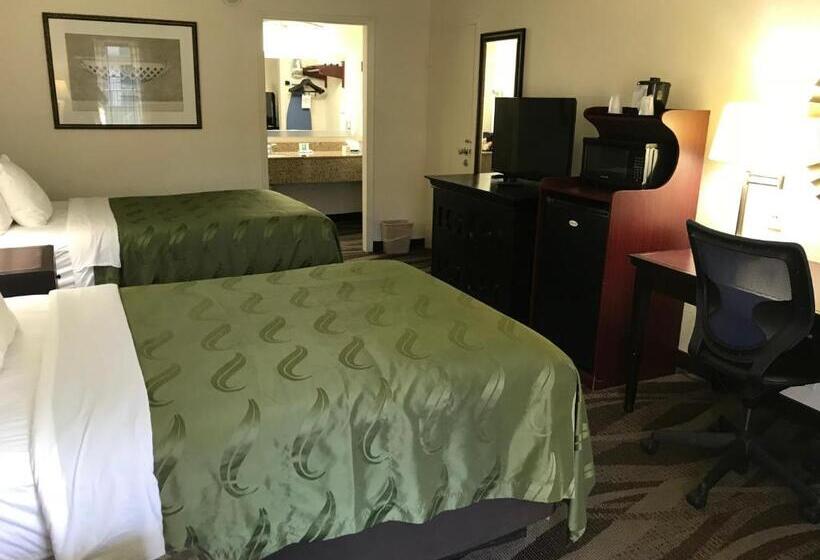 스탠다드 룸 더블 침대 2개, Quality Inn