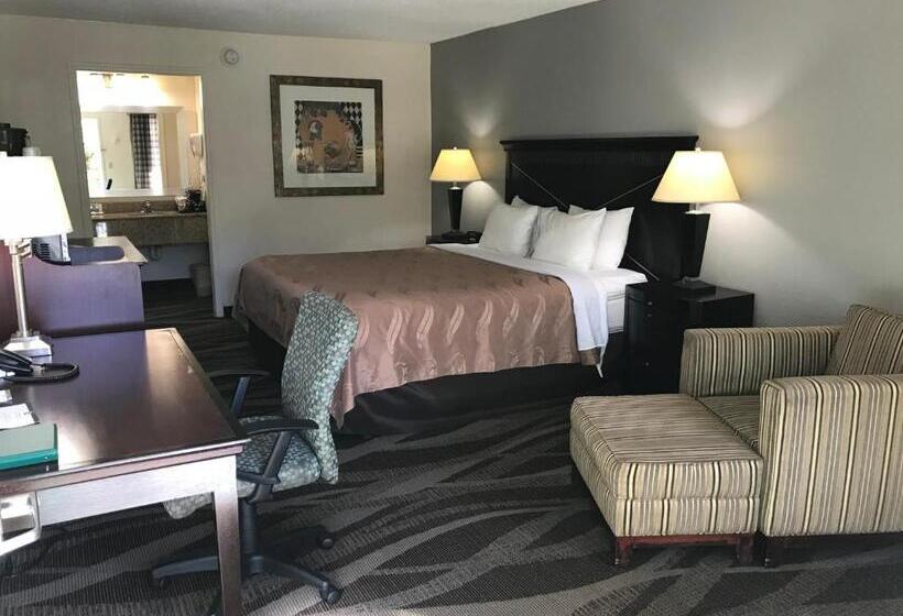 수피리어 룸, Quality Inn