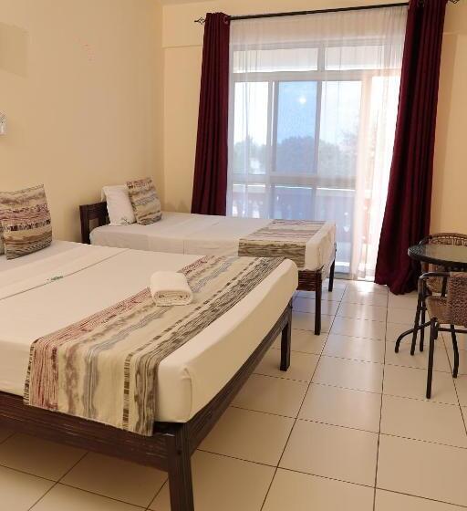 1 Bedroom Penthouse Apartment, Merry Villa Hotel & Apartments