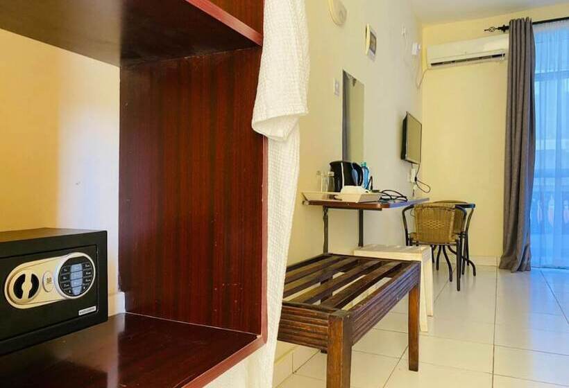 اتاق لوکس, Merry Villa Hotel & Apartments