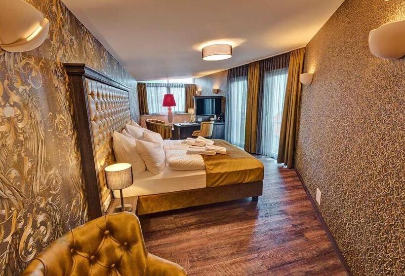 Полулюкс, Spree Hotel In Der Altstadt