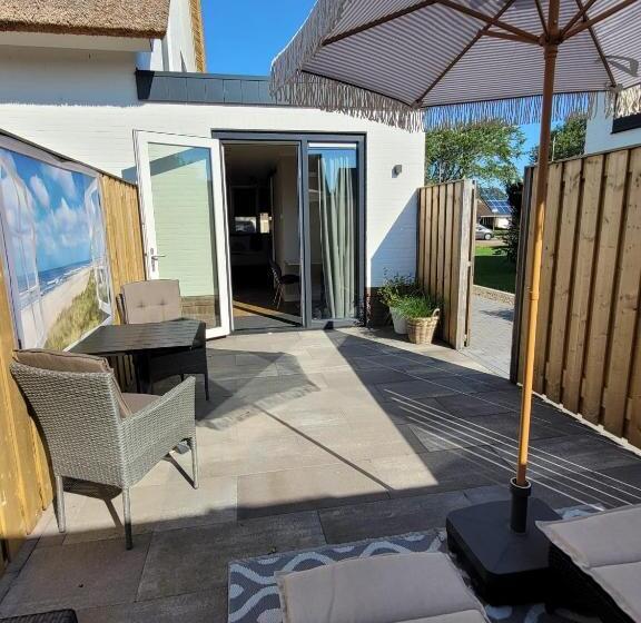 Номер Стандарт с Террасой, Luxe Kamer Langendam 48 Met Privé Terras