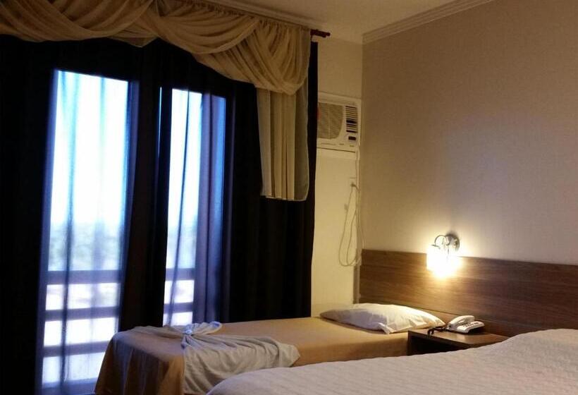 Quarto Triplo Estandar, Das Figueiras