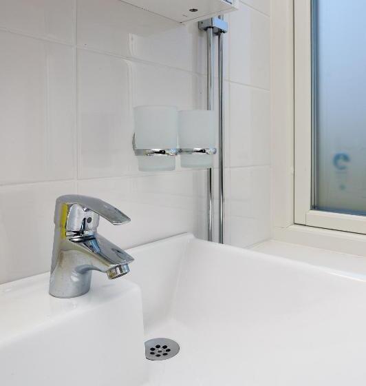 اتاق استاندارد یک نفره, Kalmar Hotell