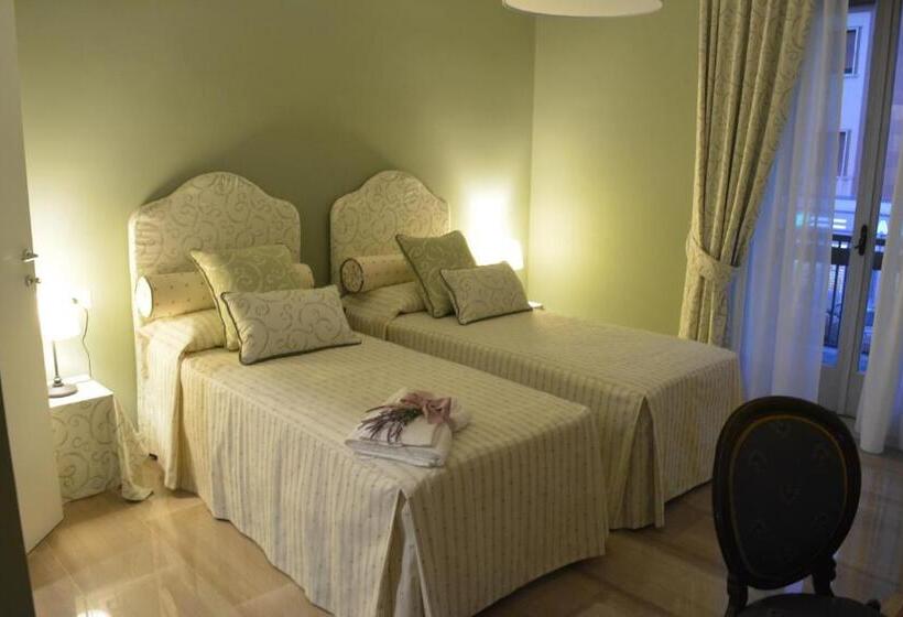 اتاق لوکس با بالکن, Allaportaccanto Bed & Breakfast
